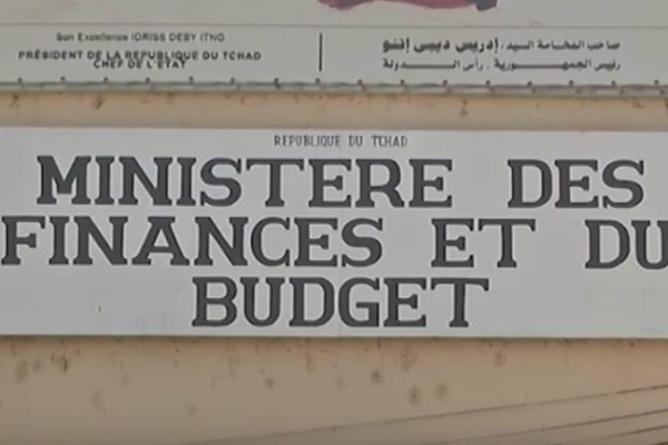 Le DG des services du trésor fait du rétropédalage sur sa décision de mettre en congé des agents âgés et ou vulnérables