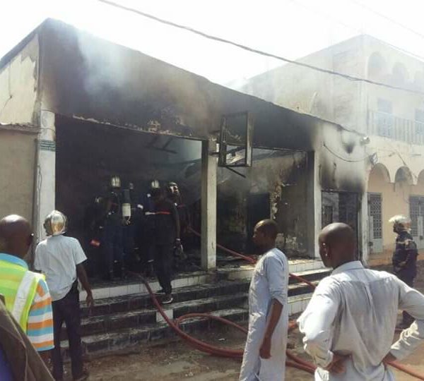 Le Bar Black & White de Kabalaye ravagé par un incendie