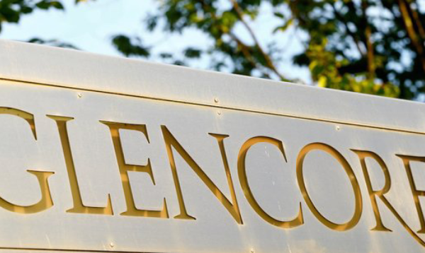 Glencore va licencier