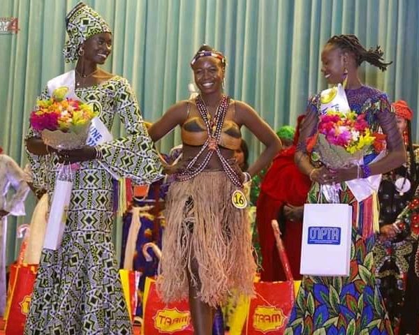 Festival Dary : Bealta Luricia du Moyen-Chari arrache la couronne de Miss Dary