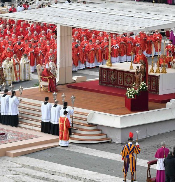 Une messe pour le repos de l’âme du Pape émérite Benoit XVI à N’Djamena