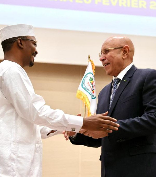 G5 Sahel: Mahamat Deby passe la main à Ghazouani