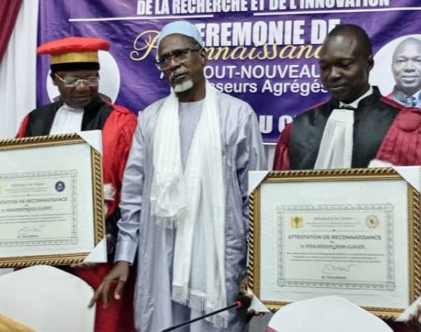 Tchad : Les deux  nouveaux professeurs agrégés sont honorés