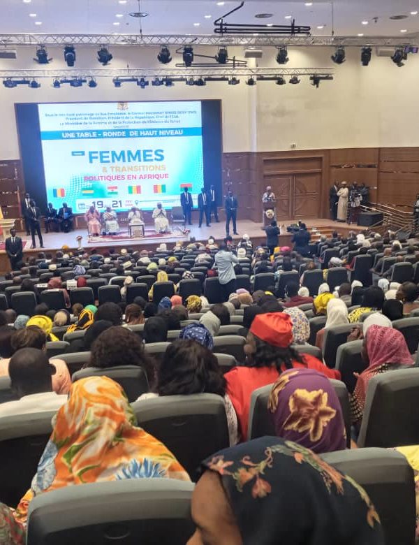 Tchad : Une table ronde de haut niveau sur le rôle des  femmes dans la transition en Afrique francophone est lancée