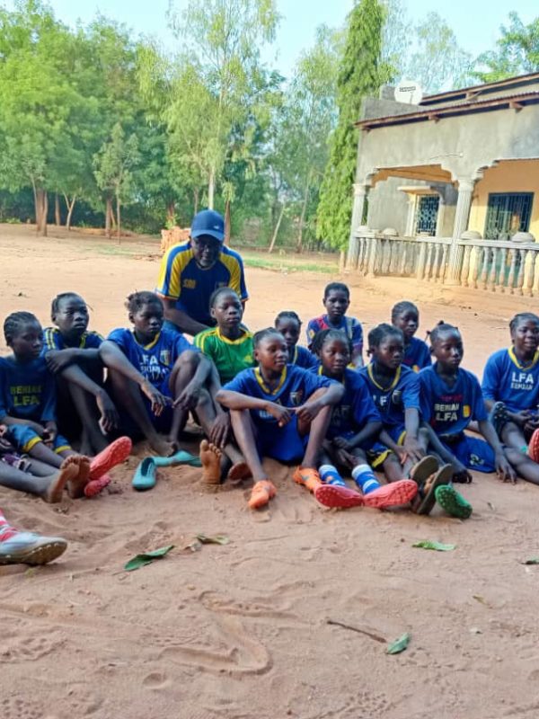 Sport : le Logone Football Academy de Bemian lance une  “formation d’été“ pour filles