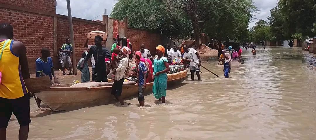 inondations : évacuation des familles touchées 1