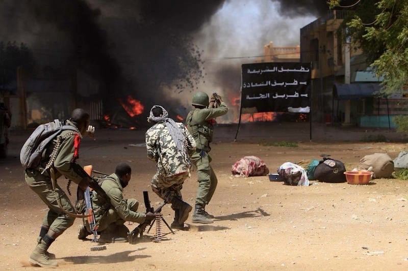 Le Tchad condamne les attaques terroristes  de Bamako 1