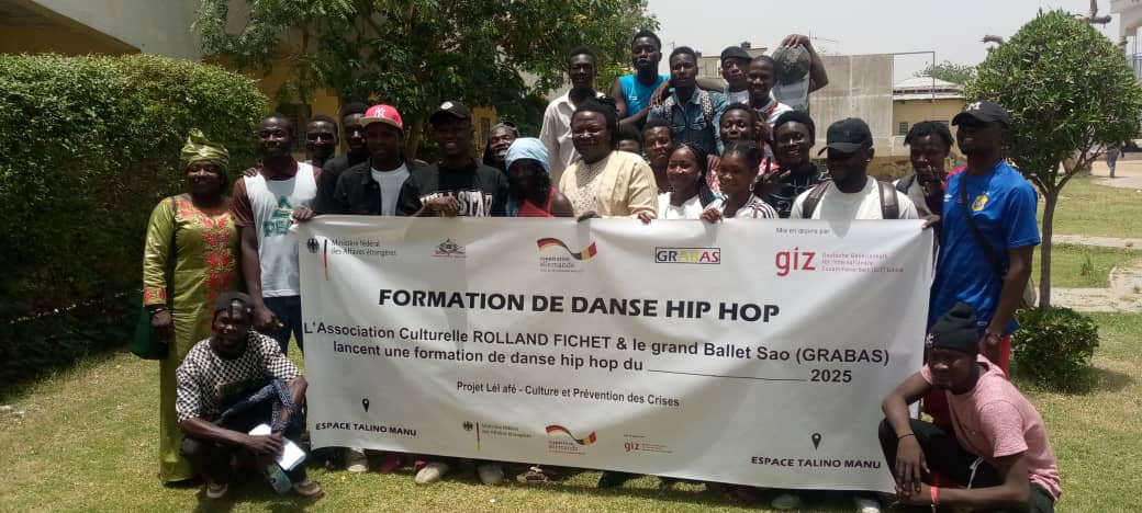 L’association culturel Roland Fichet et le ballet Grabas forment en danse hip hop 1